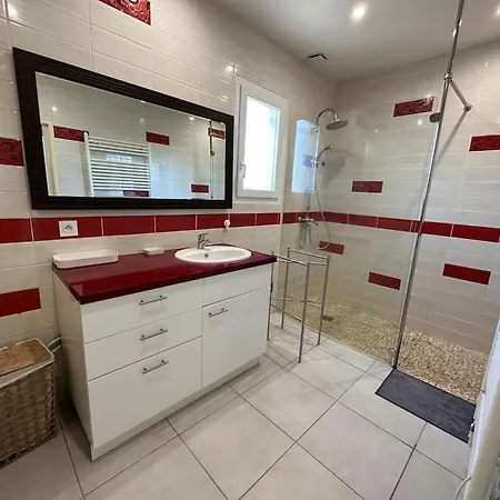 La Maison Lumineuse De * Bernis